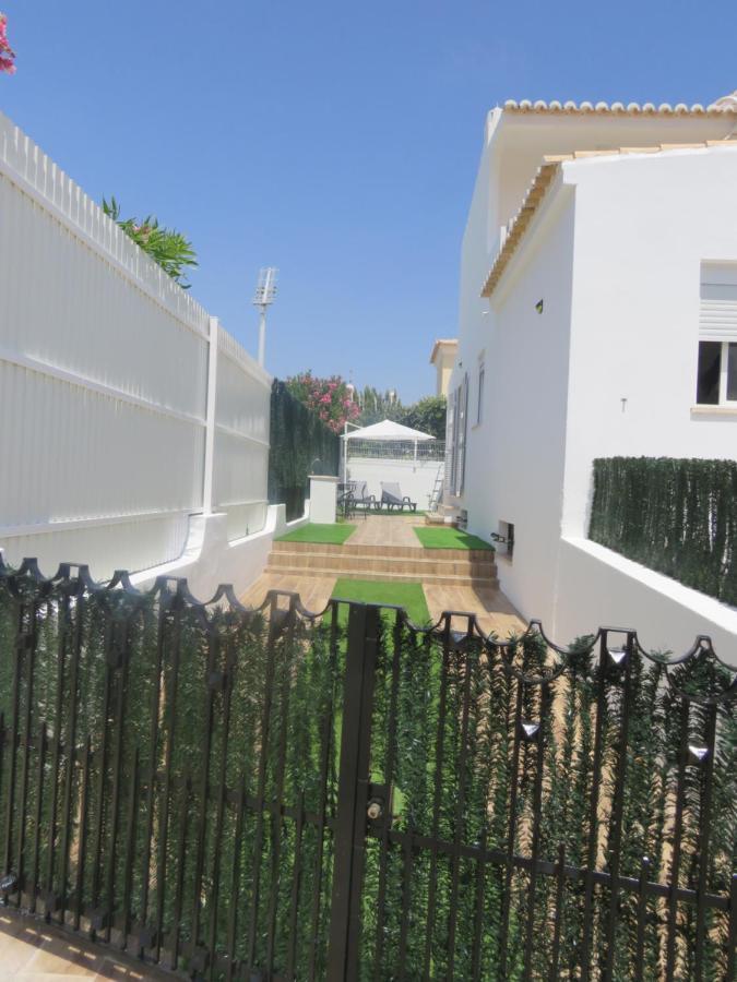 Moradia Geminada V2- Piscina Privada Vila Quarteira Exterior foto